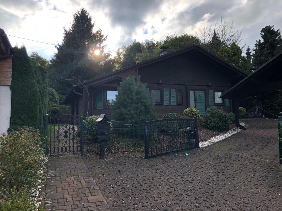 Gemuetliches Holzhaus In Idyllischer Lage Ruppichteroth Extérieur photo
