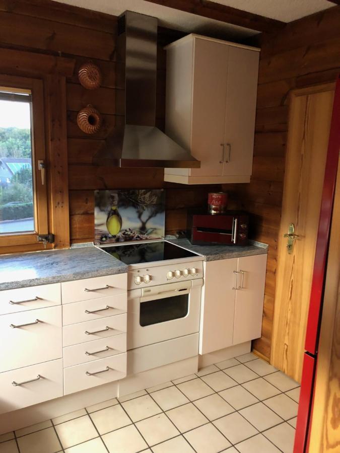 Gemuetliches Holzhaus In Idyllischer Lage Ruppichteroth Extérieur photo